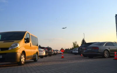 Na co zwrócić uwagę przy wyborze parkingu przy lotnisku Chopina?